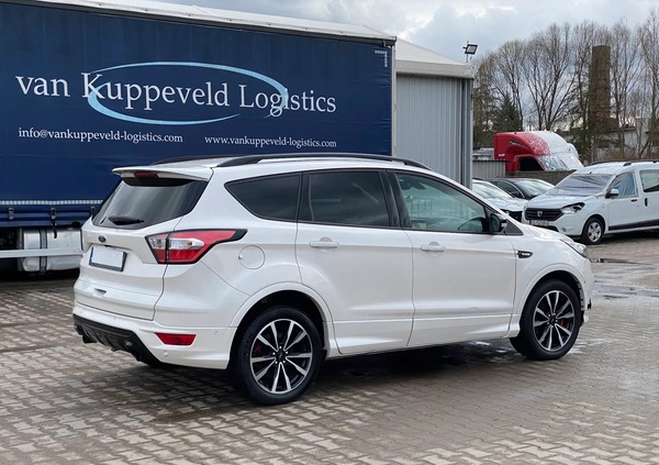 Ford Kuga cena 72200 przebieg: 58517, rok produkcji 2019 z Golczewo małe 352